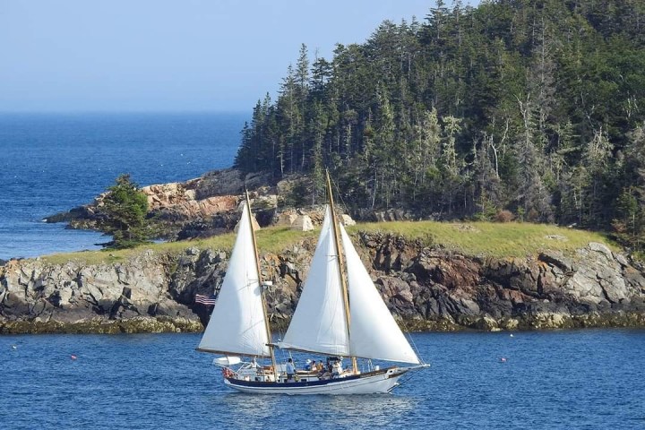 a small boat in a body of water